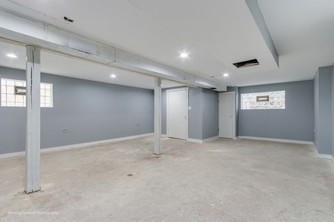 Tiny photo for 7812 S King Drive, Chicago, IL 60619 (MLS # 12587905)