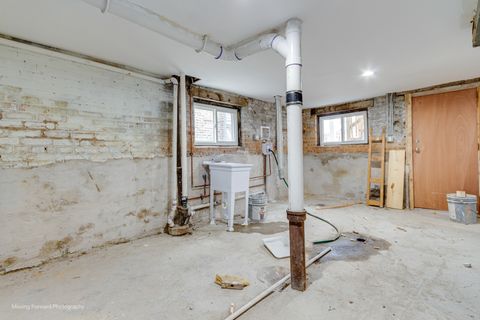 Tiny photo for 7812 S King Drive, Chicago, IL 60619 (MLS # 12587905)