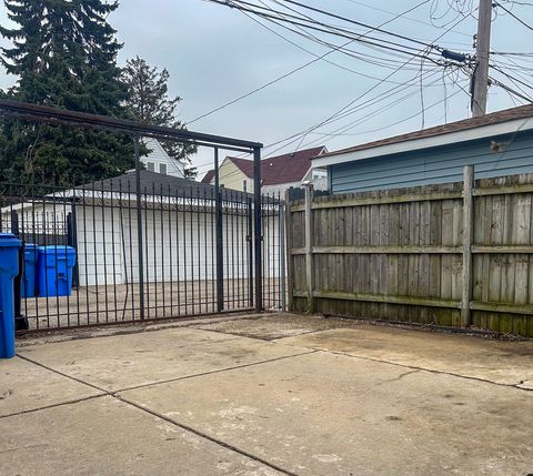 Tiny photo for 2037 N Tripp Avenue, Chicago, IL 60639 (MLS # 12588339)