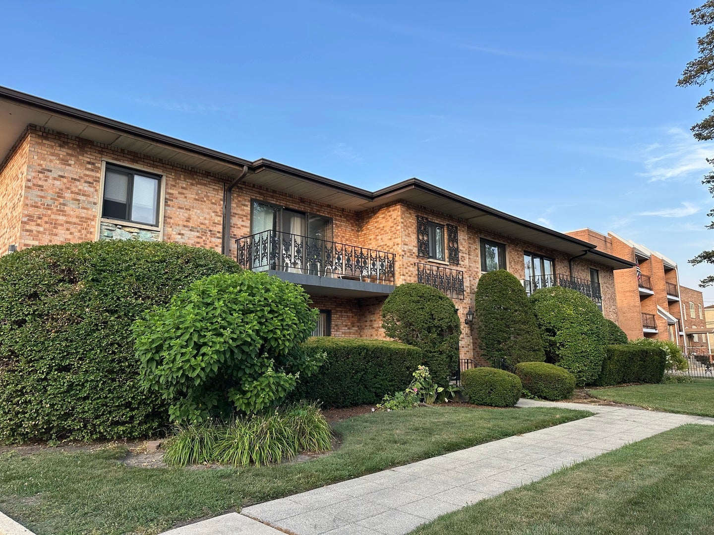 1033 Busse Highway 2A
