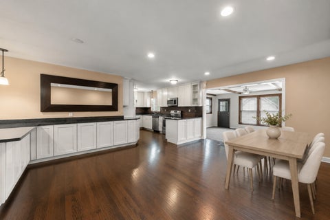 Tiny photo for 5818 Ridgewood Drive, Western Springs, IL 60558 (MLS # 12708559)
