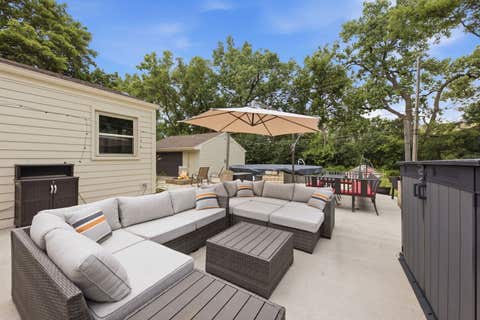 Tiny photo for 5818 Ridgewood Drive, Western Springs, IL 60558 (MLS # 12708559)