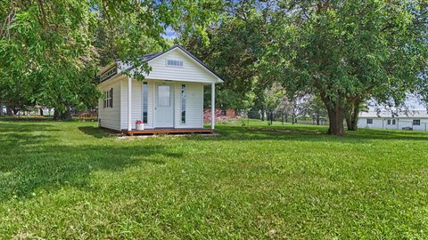 Tiny photo for 1413 E 2950 North Road, Mansfield, IL 61854 (MLS # 12685487)