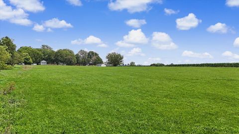 Tiny photo for 1413 E 2950 North Road, Mansfield, IL 61854 (MLS # 12685487)
