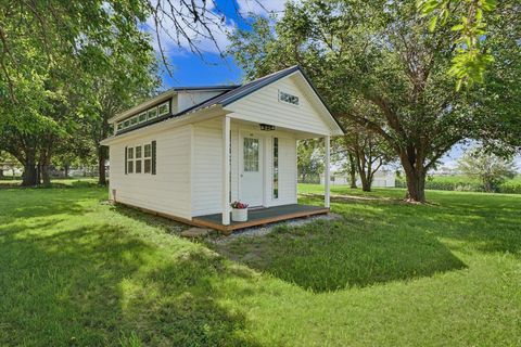 Tiny photo for 1413 E 2950 North Road, Mansfield, IL 61854 (MLS # 12685487)