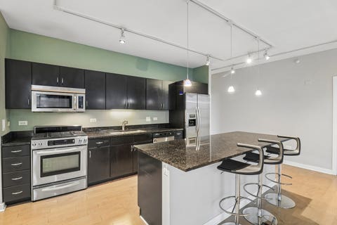 Tiny photo for 860 W Blackhawk Street, Chicago, IL 60642 (MLS # 12734079)