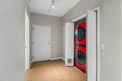 Tiny photo for 860 W Blackhawk Street, Chicago, IL 60642 (MLS # 12734079)