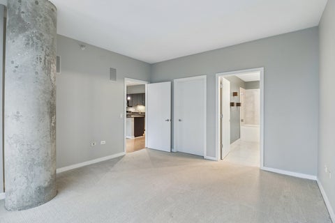 Tiny photo for 860 W Blackhawk Street, Chicago, IL 60642 (MLS # 12734079)