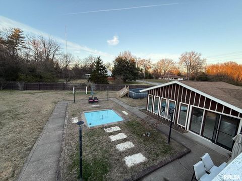 Tiny photo for 2 PINEWOOD Drive, Carbondale, IL 62901 (MLS # QC4269880)