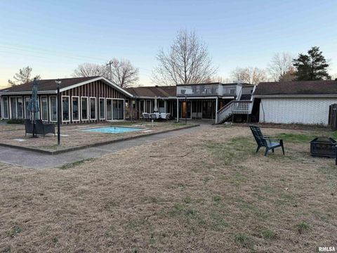 Tiny photo for 2 PINEWOOD Drive, Carbondale, IL 62901 (MLS # QC4269880)