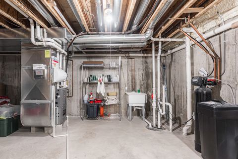 Tiny photo for 2182 Waterbury Lane E #2182, Sycamore, IL 60178 (MLS # 12490494)