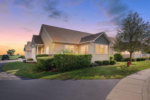Tiny photo for 2182 Waterbury Lane E #2182, Sycamore, IL 60178 (MLS # 12490494)