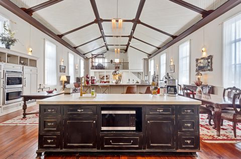 Tiny photo for 194 N Entrance Avenue, Kankakee, IL 60901 (MLS # 12536879)