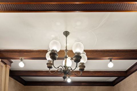 Tiny photo for 832 W Junior Terrace, Chicago, IL 60613 (MLS # 12585503)