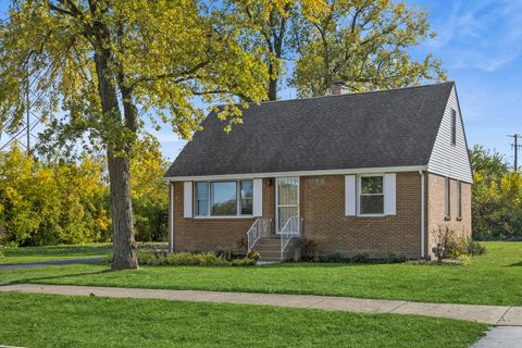 Tiny photo for 7705 Columbia Drive, Bridgeview, IL 60455 (MLS # 12570076)