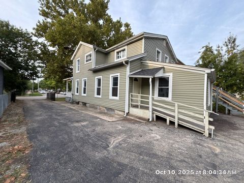 Tiny photo for 548 E New York Street, Aurora, IL 60505 (MLS # 12492851)