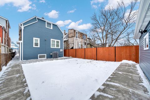 Tiny photo for 6607 S Oakley Avenue, Chicago, IL 60636 (MLS # 12550311)