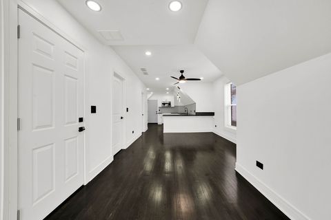 Tiny photo for 6607 S Oakley Avenue, Chicago, IL 60636 (MLS # 12550311)