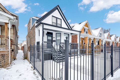 Tiny photo for 6607 S Oakley Avenue, Chicago, IL 60636 (MLS # 12550311)