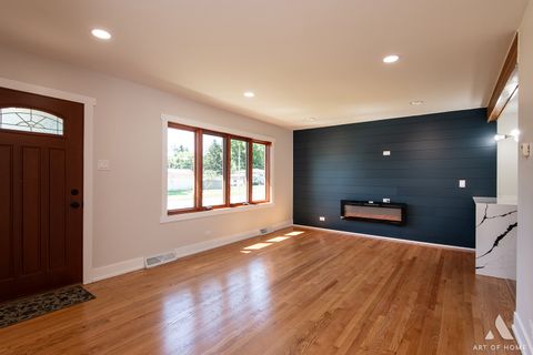 Tiny photo for 6710 W 115th Street, Worth, IL 60482 (MLS # 12489200)