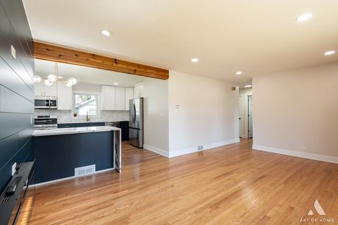 Tiny photo for 6710 W 115th Street, Worth, IL 60482 (MLS # 12489200)