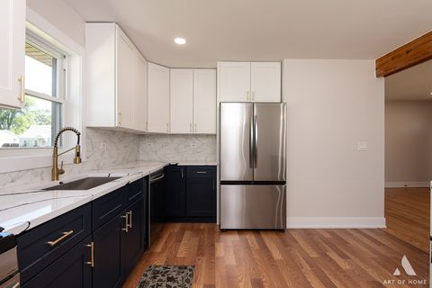 Tiny photo for 6710 W 115th Street, Worth, IL 60482 (MLS # 12489200)