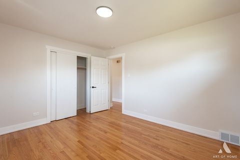 Tiny photo for 6710 W 115th Street, Worth, IL 60482 (MLS # 12489200)