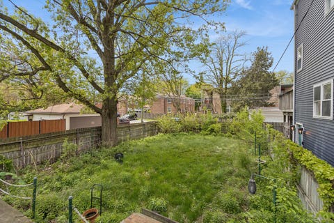 Tiny photo for 7220 N Hamilton Avenue, Chicago, IL 60645 (MLS # 12639072)