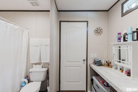 Tiny photo for 344 N Seba Street, Hurst, IL 62949 (MLS # EB459836)