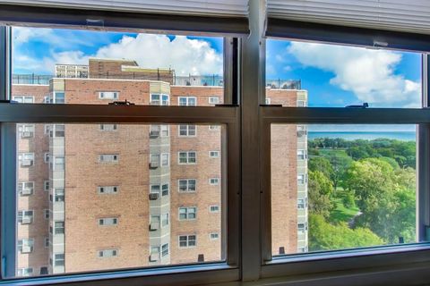 Tiny photo for 4950 N Marine Drive #1402, Chicago, IL 60640 (MLS # 12507504)