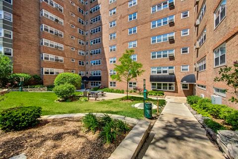 Tiny photo for 4950 N Marine Drive #1402, Chicago, IL 60640 (MLS # 12507504)