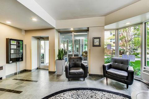 Tiny photo for 4950 N Marine Drive #1402, Chicago, IL 60640 (MLS # 12507504)