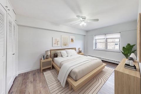 Tiny photo for 4950 N Marine Drive #1402, Chicago, IL 60640 (MLS # 12507504)