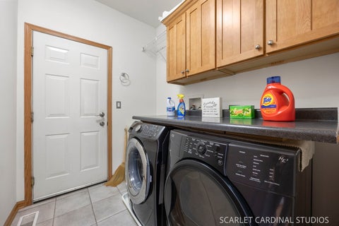 Tiny photo for 948 67th Street, Darien, IL 60561 (MLS # 12700173)