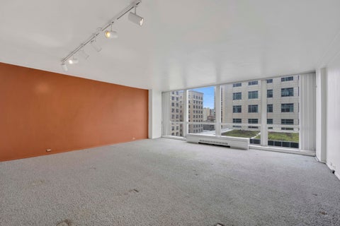 Tiny photo for 340 W Diversey Parkway #918, Chicago, IL 60657 (MLS # 12768847)