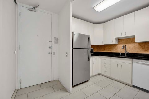 Tiny photo for 340 W Diversey Parkway #918, Chicago, IL 60657 (MLS # 12768847)