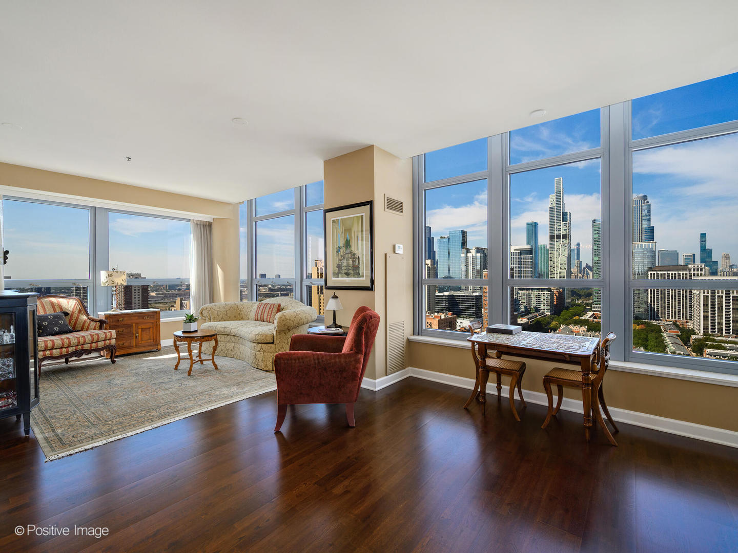1600 S Prairie Avenue 2304