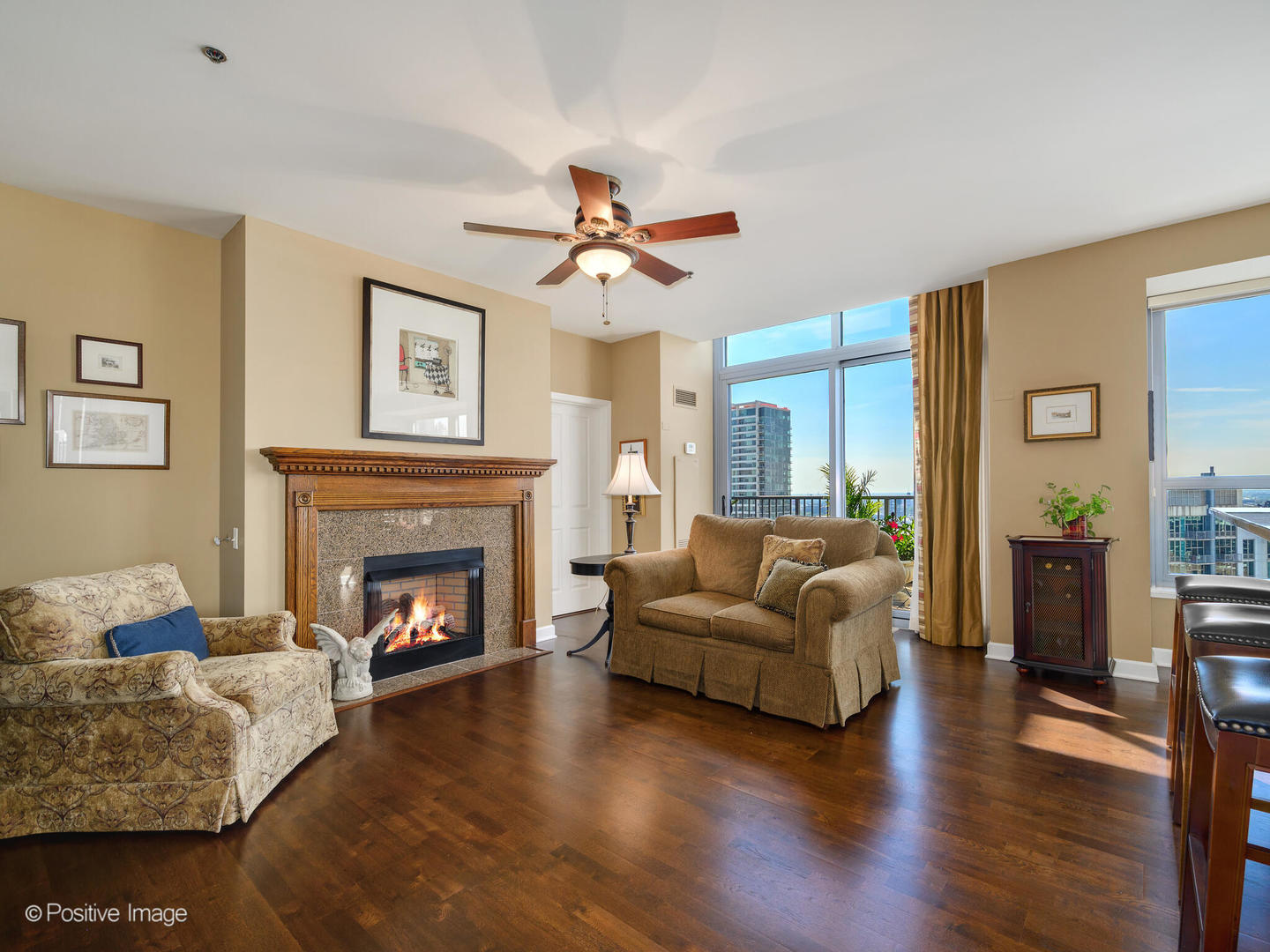 1600 S Prairie Avenue 2304