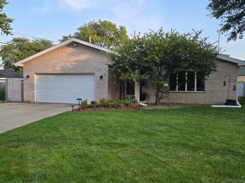 Photo of 78 W 31st Street, Steger, IL 60475 (MLS # 12712741)