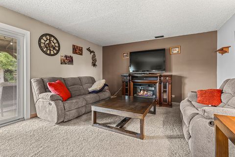 Tiny photo for 20624 S Frankfort Square Road, Frankfort, IL 60423 (MLS # 12453941)
