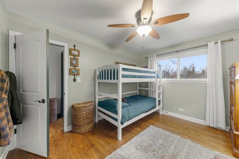 Tiny photo for 714 E Emerson Avenue, Lombard, IL 60148 (MLS # 12586118)