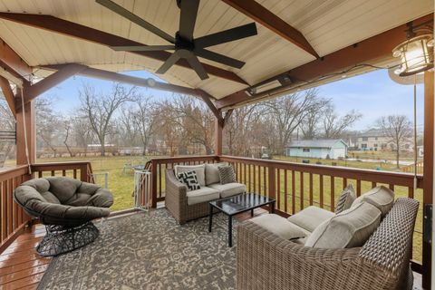 Tiny photo for 714 E Emerson Avenue, Lombard, IL 60148 (MLS # 12586118)