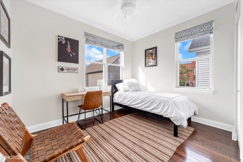 Tiny photo for 2907 N Wolcott Avenue #B, Chicago, IL 60657 (MLS # 12759637)