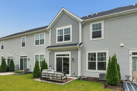 Tiny photo for 16410 S Wheatgrass Street, Lockport, IL 60441 (MLS # 12675493)