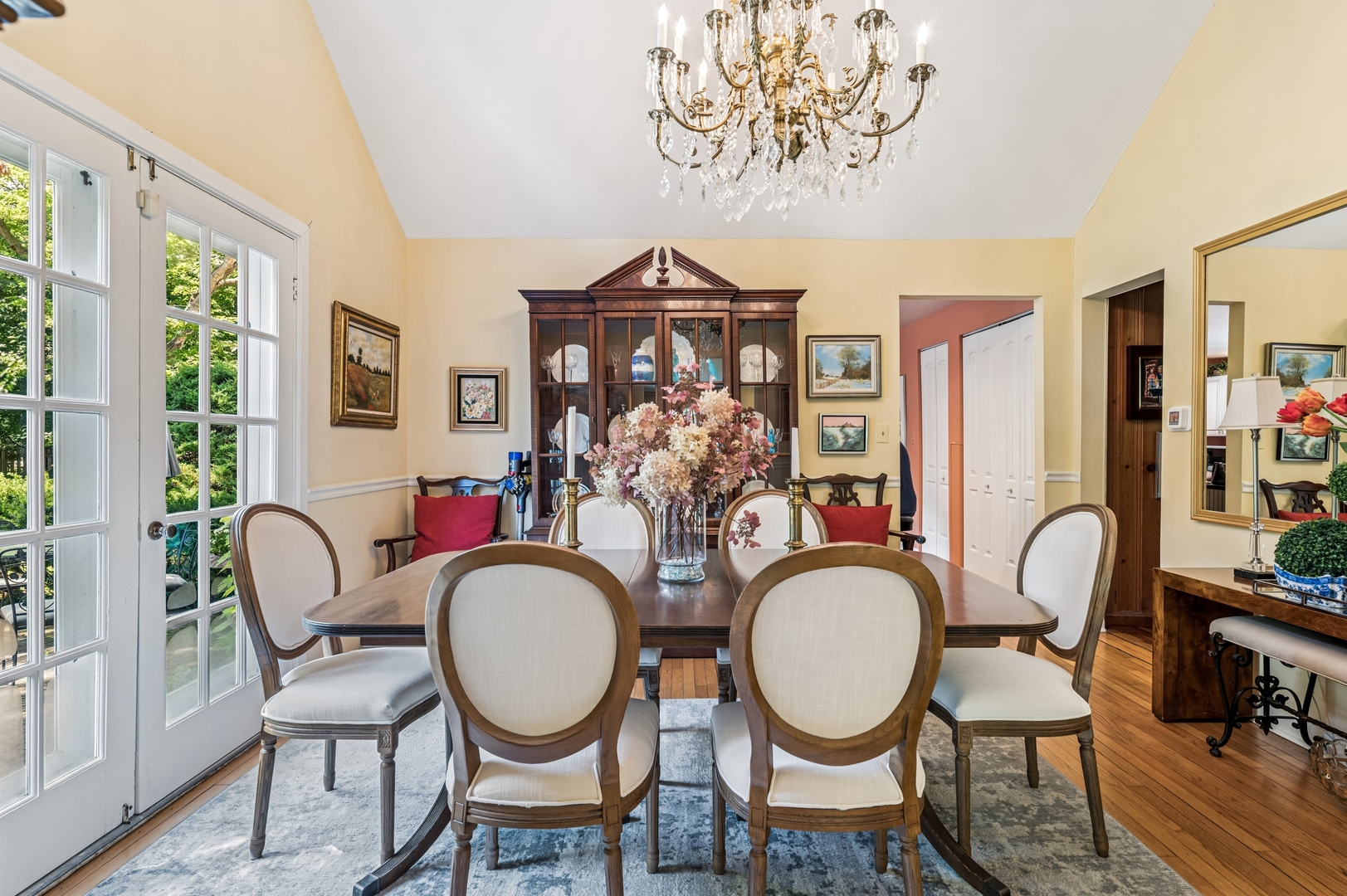 315 W Washington Avenue