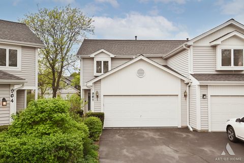 Tiny photo for 902 Ashley Court, Westmont, IL 60559 (MLS # 12629366)