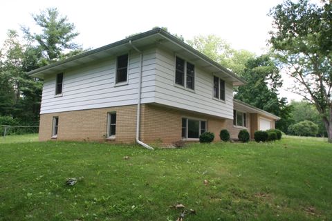 Tiny photo for 29724 Allentown Road, Mackinaw, IL 61755 (MLS # 12402581)