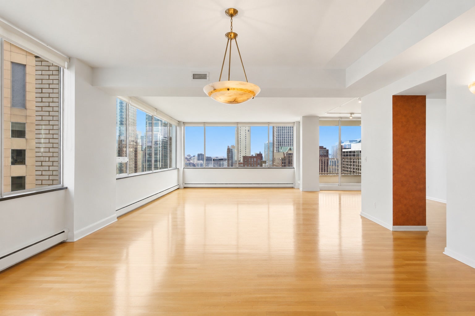 1000 N Lake Shore Plaza 24C