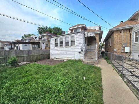 Tiny photo for 2823 N 76th Court, Elmwood Park, IL 60707 (MLS # 12650720)