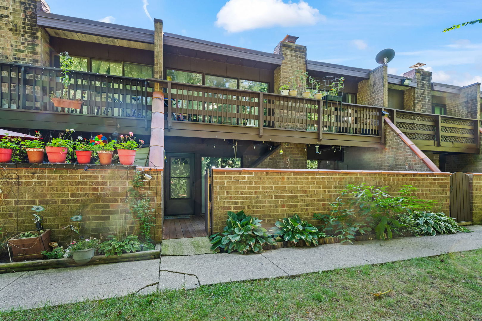 607 Kenneth Circle
